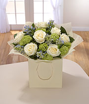 Eileen Jenkins lilac/blue scented spring bag bouquet